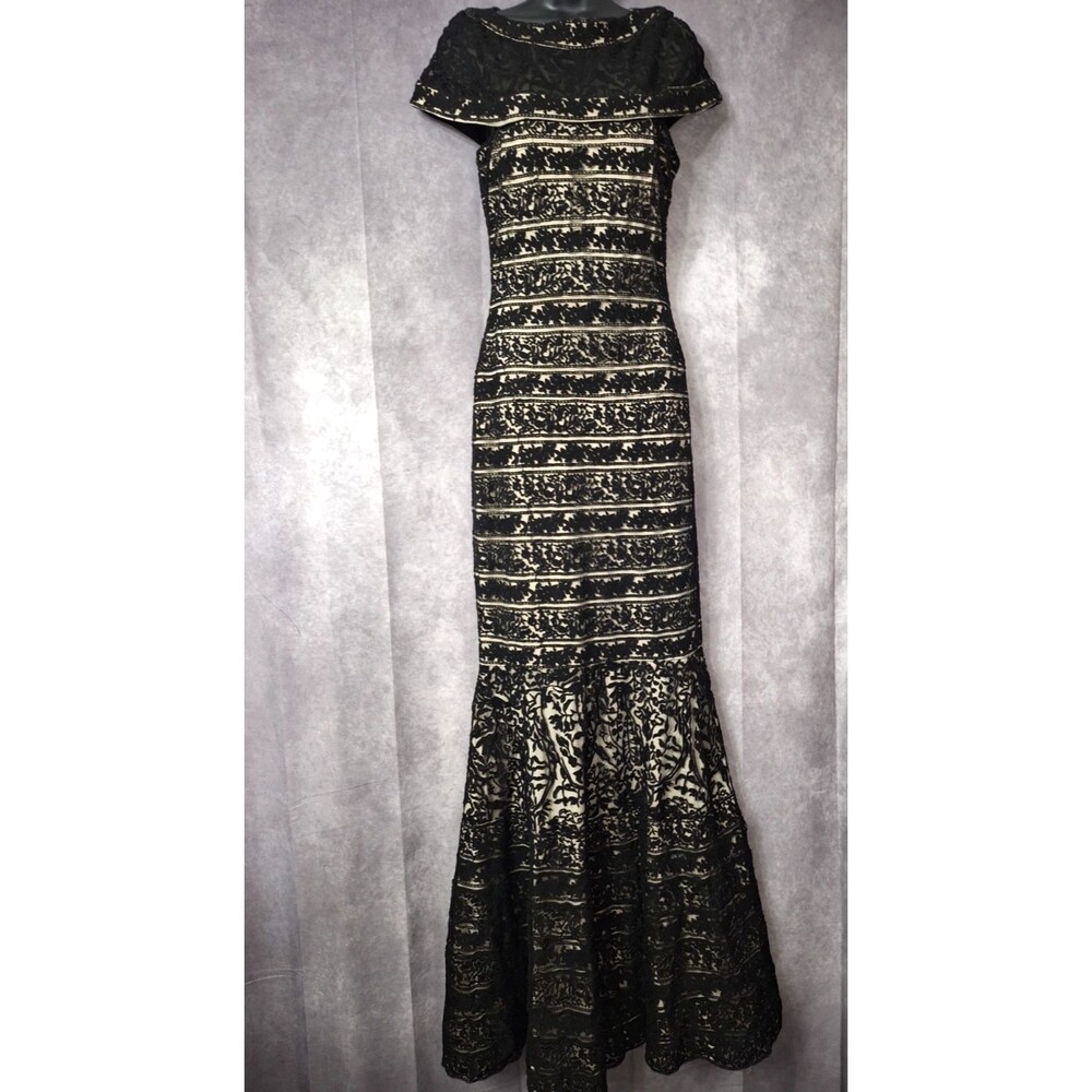 Jovani Black Nude Illusion Lace Homecoming Evening Dress Sz M Maxi Formal Prom